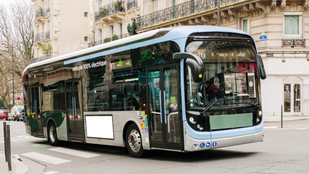 Picture of electric bus in Paris