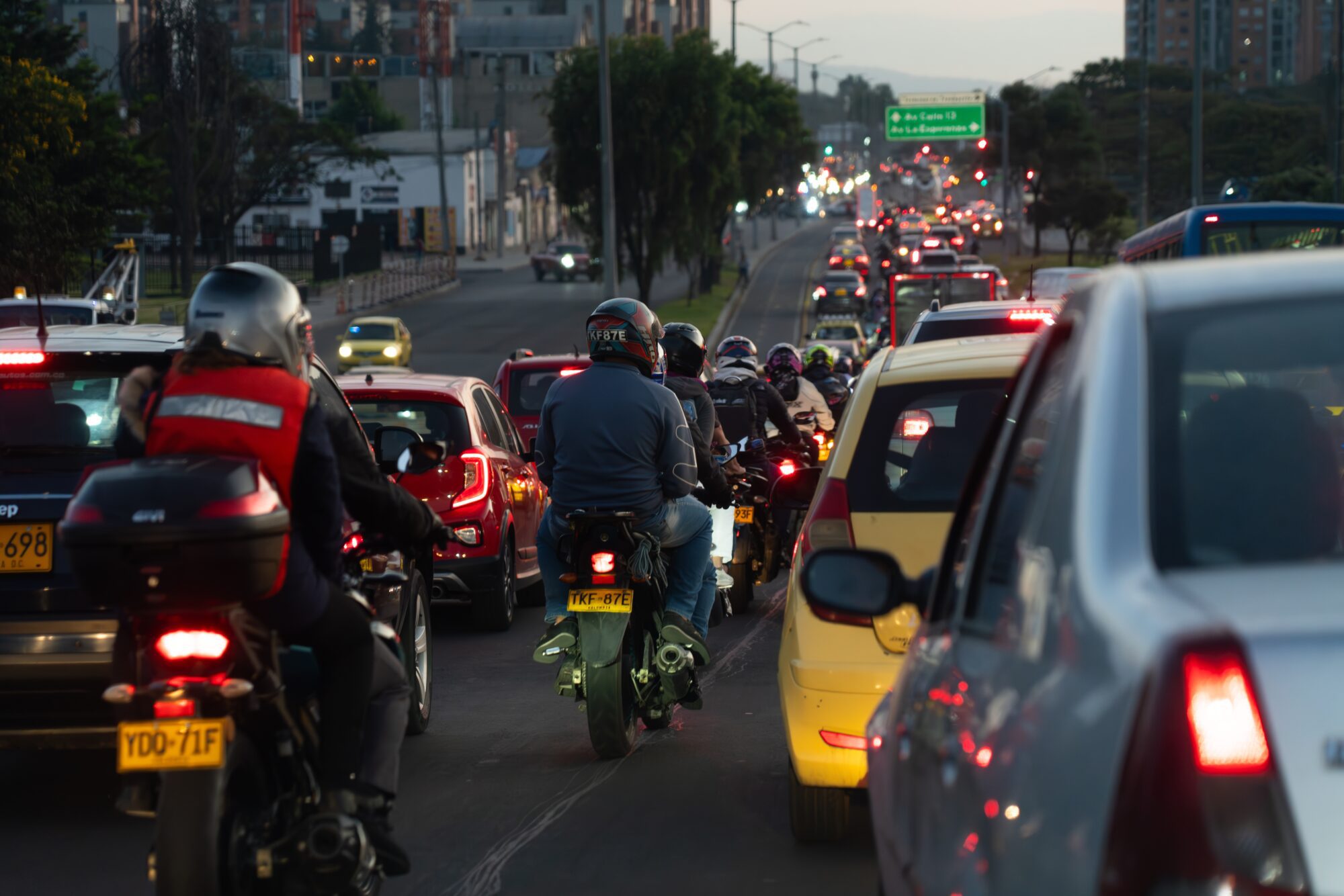Aligning Colombia’s fuel efficiency standards with ZEV targets to meet Paris climate commitments